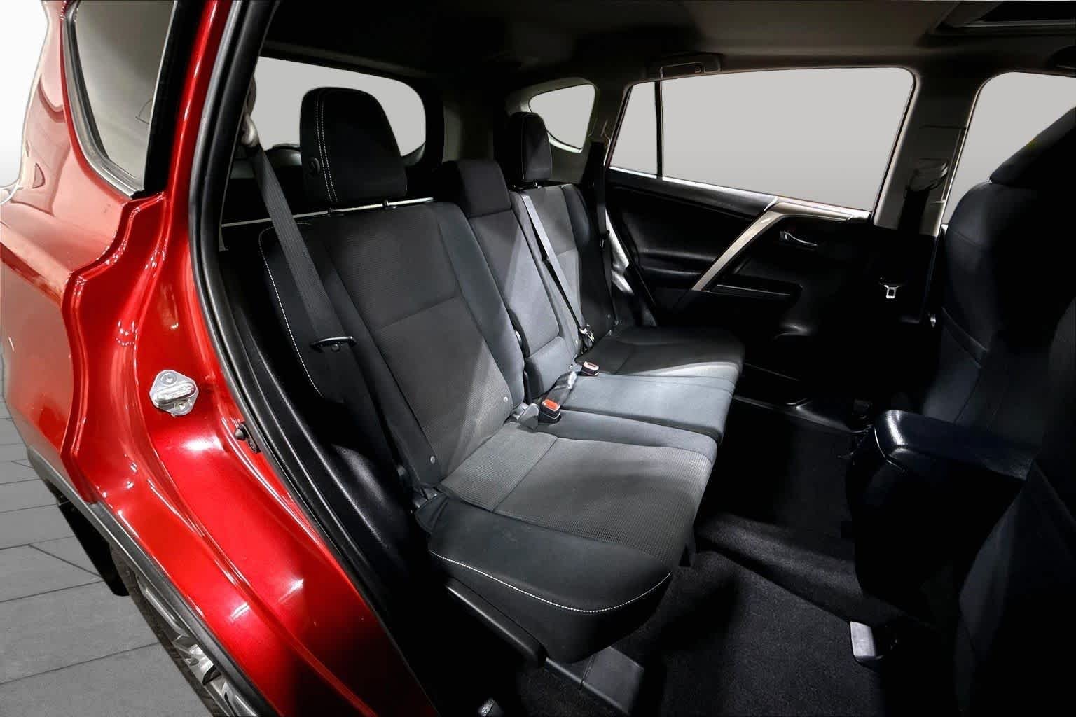 Used 2017 Barcelona Red Metallic Toyota XLE image 19