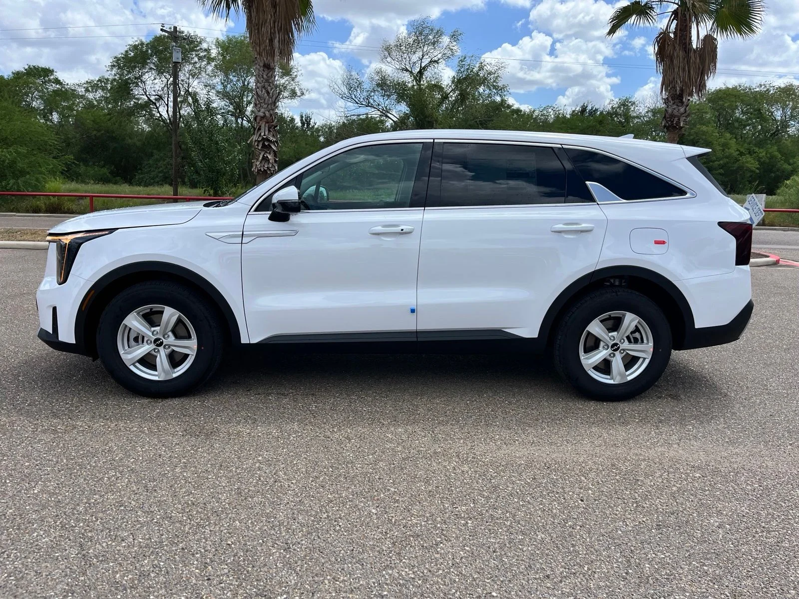 New 2026 White Kia LX image 4