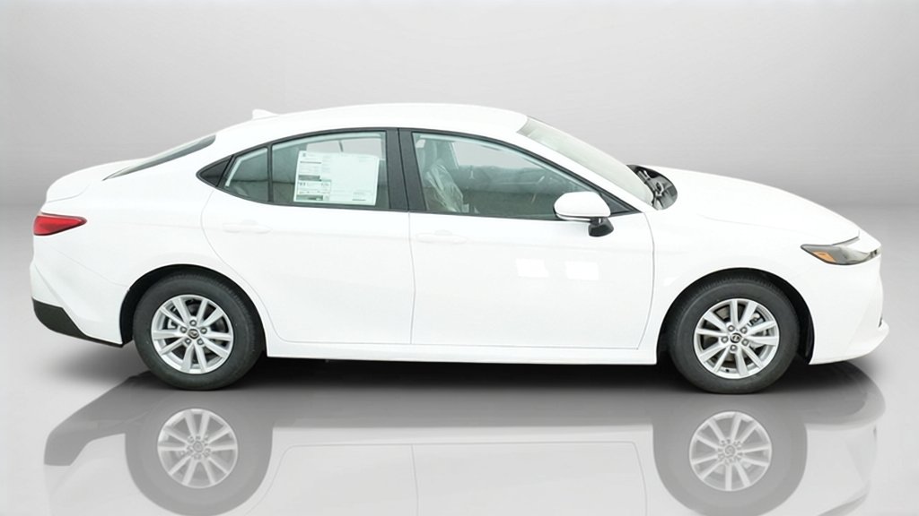 New 2026 Ice Cap Toyota LE image 7