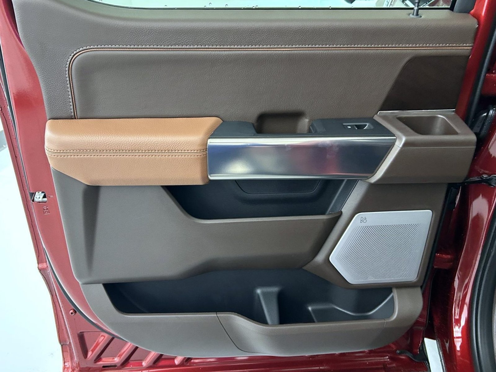 New 2026 Ruby Red Metallic Tinted Clearcoat Ford King Ranch image 21