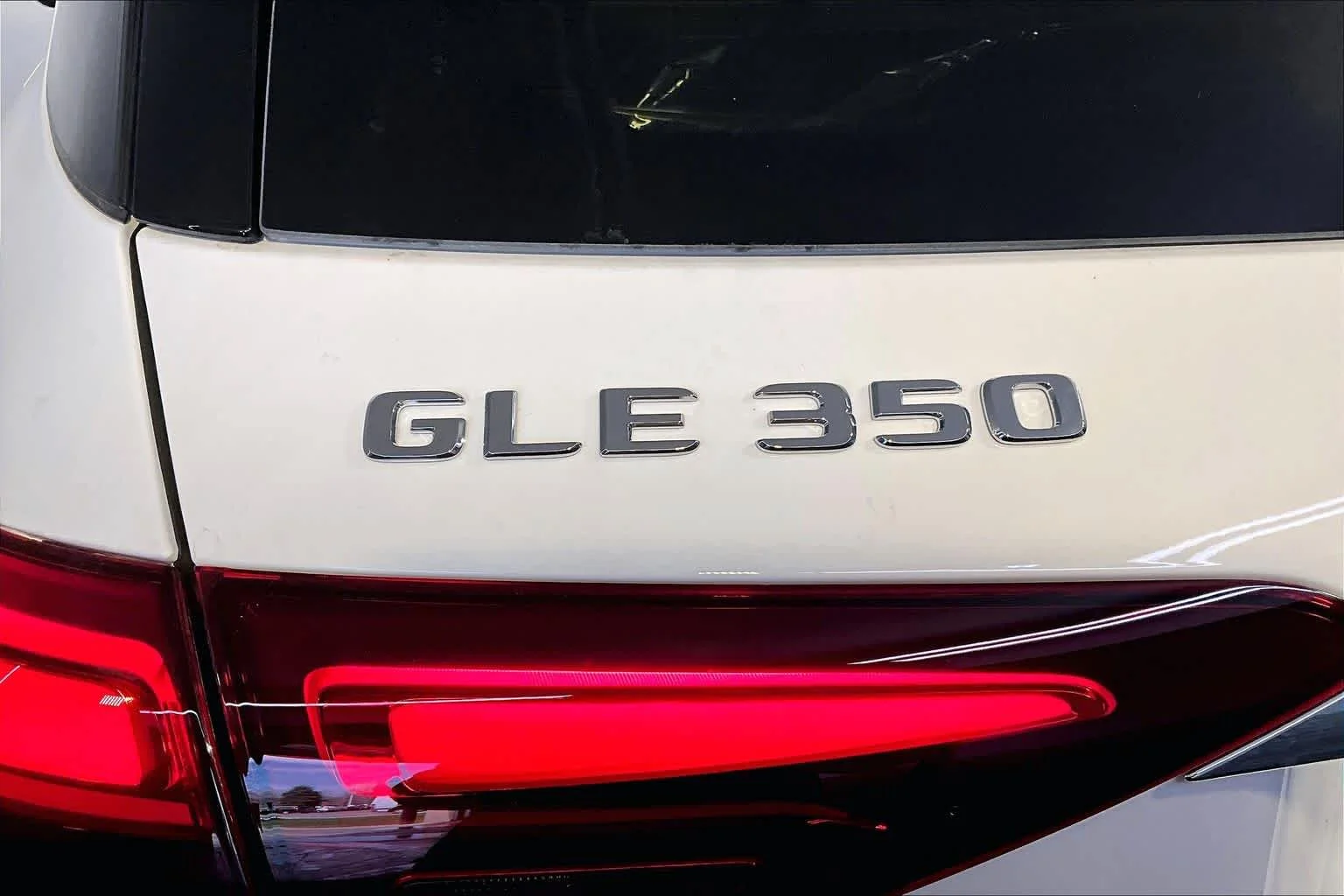 New 2026 Polar White Mercedes-Benz GLE 350 image 6