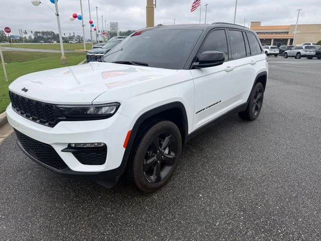 2025 Jeep Grand Cherokee Limited's photo