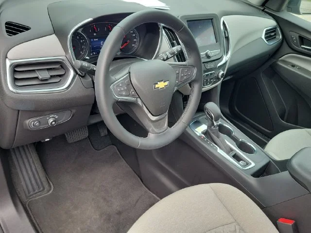 2024 Chevrolet Equinox LT - Photo 21