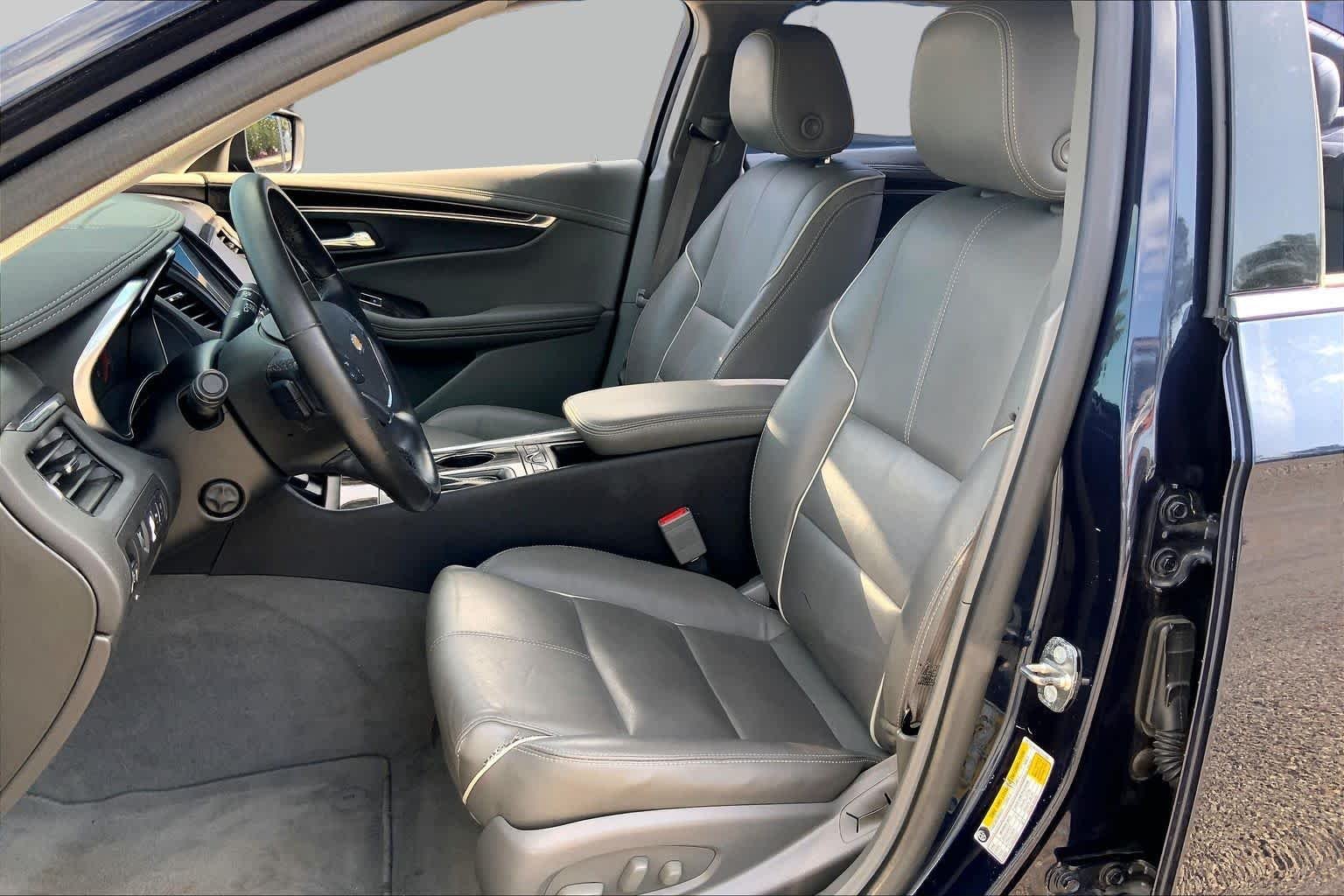 Used 2015 Blue Velvet Metallic Chevrolet LTZ image 8