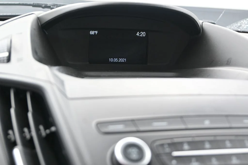 Used 2019 Gray Ford S image 22