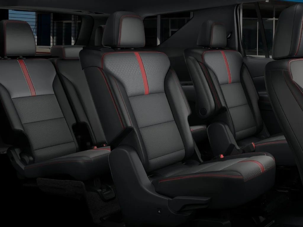 2027 Chevrolet Traverse RS - Photo 10