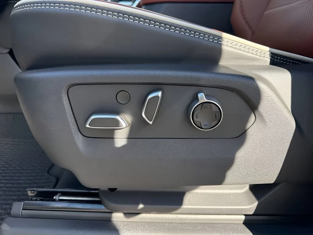 New 2026 Glacier White Tricoat GMC Denali Ultimate image 12