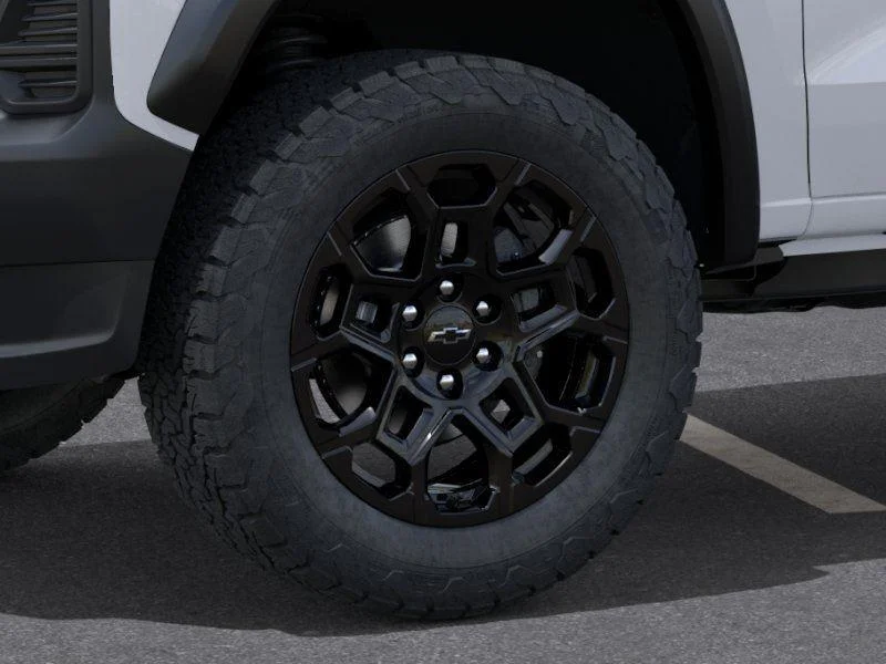 New 2026 Summit White Chevrolet Trail Boss image 9