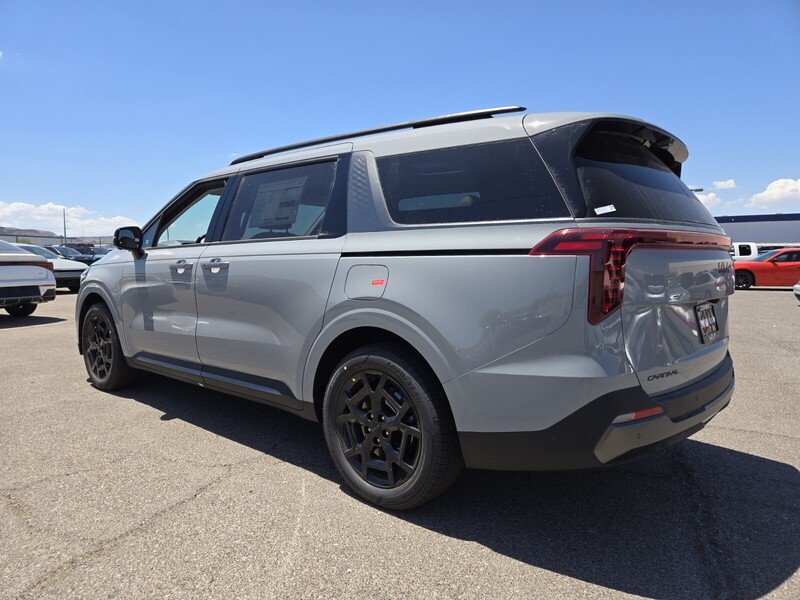 New 2026 Ceramic Silver Kia SX Prestige image 4