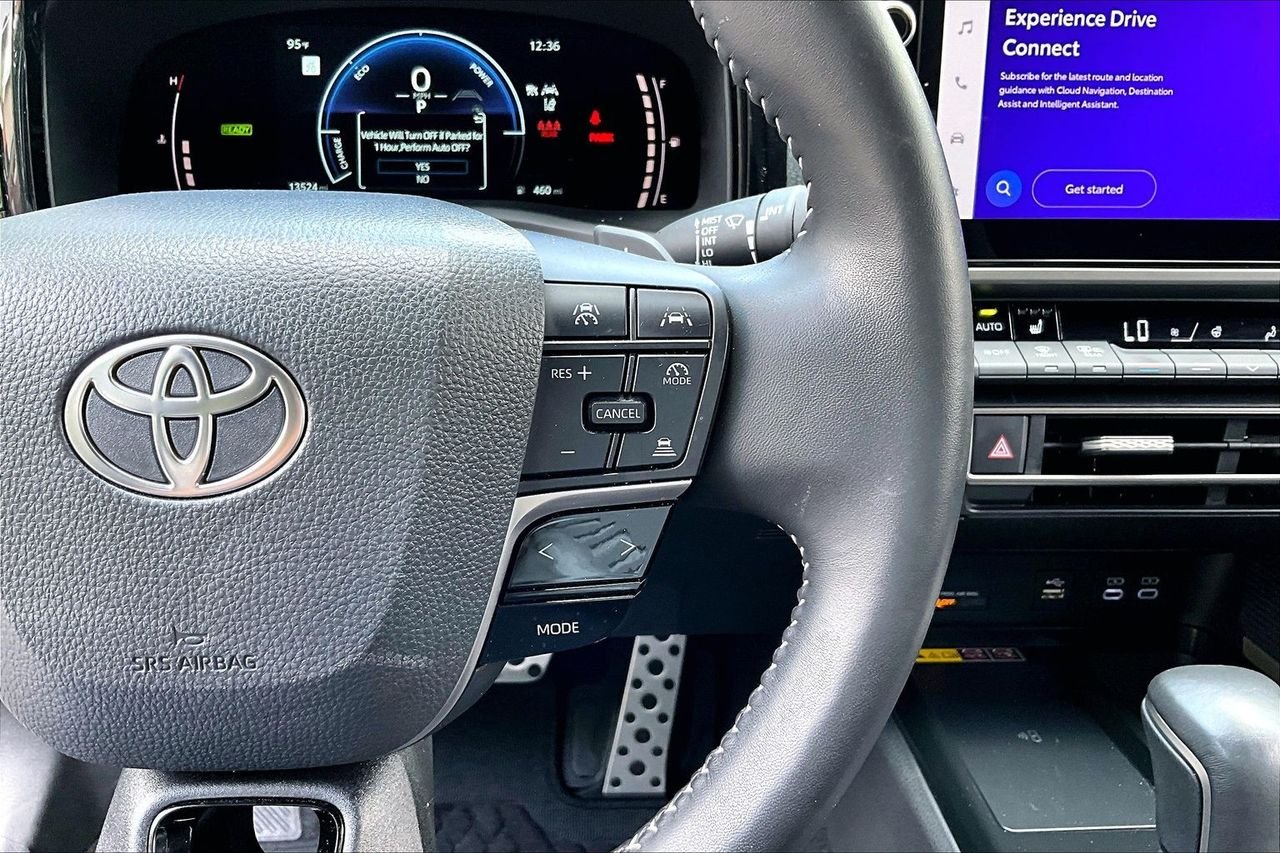 Certified Used 2025  Toyota SE image 11