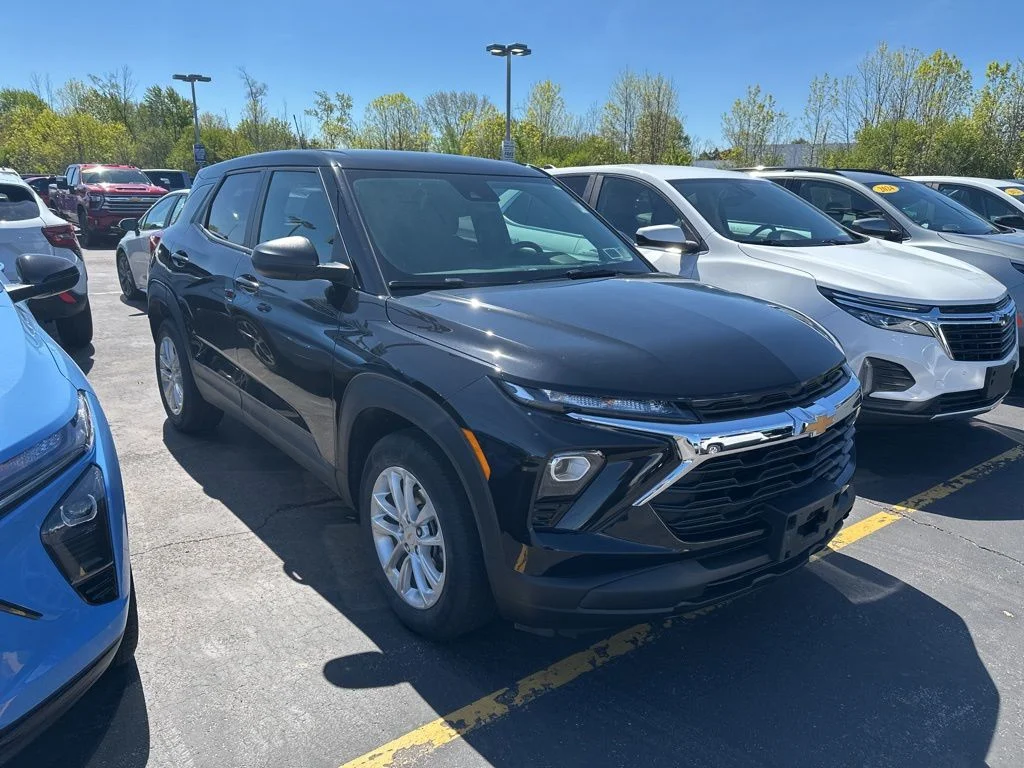 2024 Chevrolet Trailblazer LS's photo