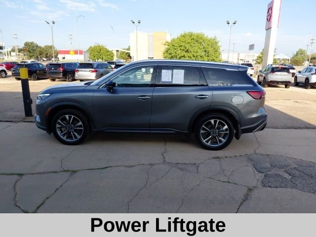 Used 2023 Graphite Shadow INFINITI LUXE image 8