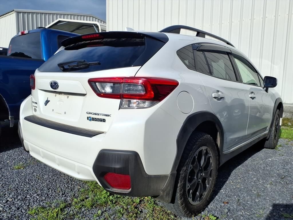 Used 2023 White Subaru Premium image 6