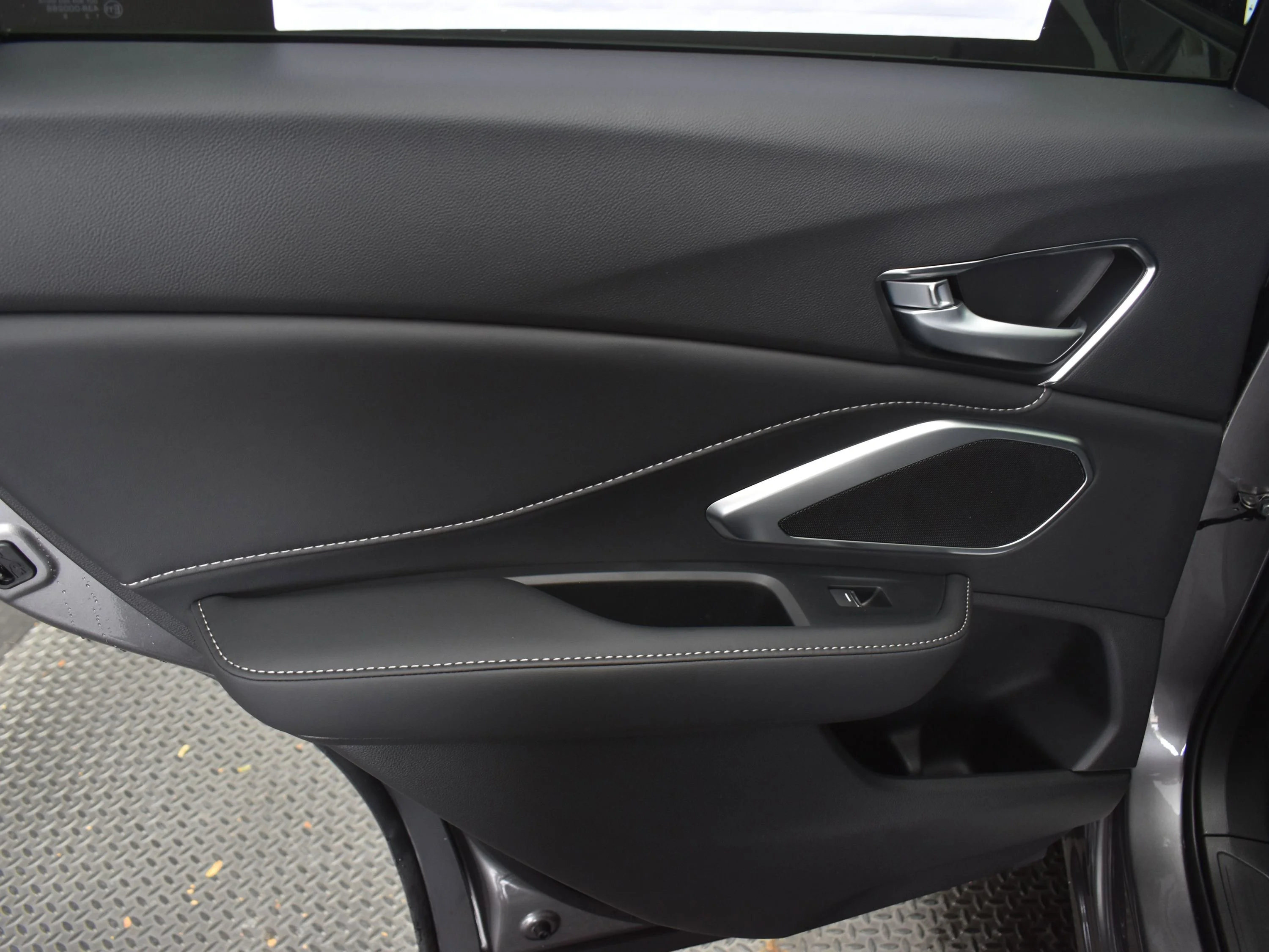 New 2026 Liquid Carbon Metallic Acura 4RDX image 23