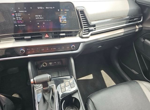 Used 2024 Gravity Gray Kia EX image 8