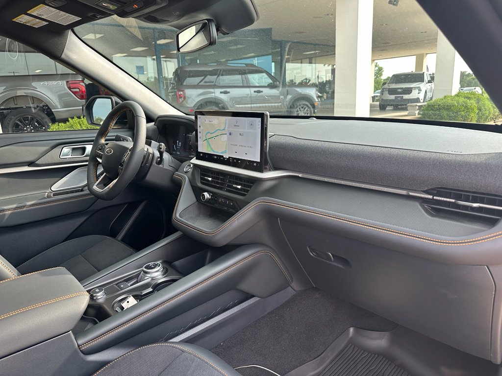 2026 Ford Explorer Tremor - Photo 30