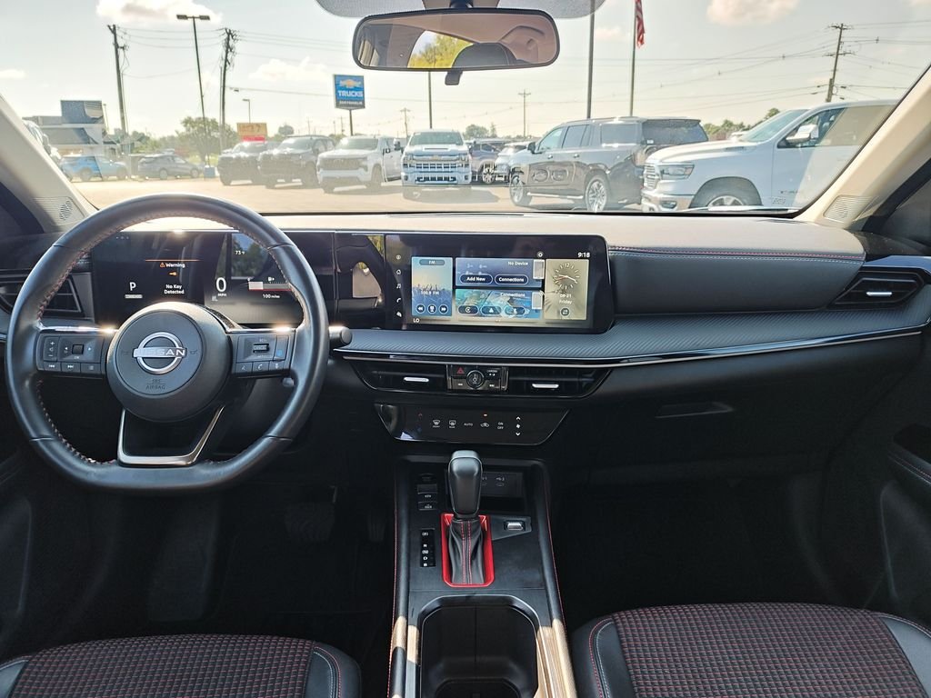 Used 2025 Black Nissan SR image 17