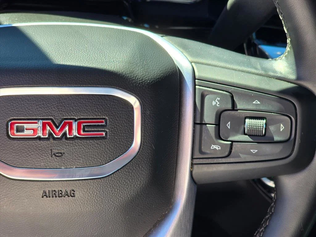 Used 2025 Titanium Rush Metallic GMC SLT image 19