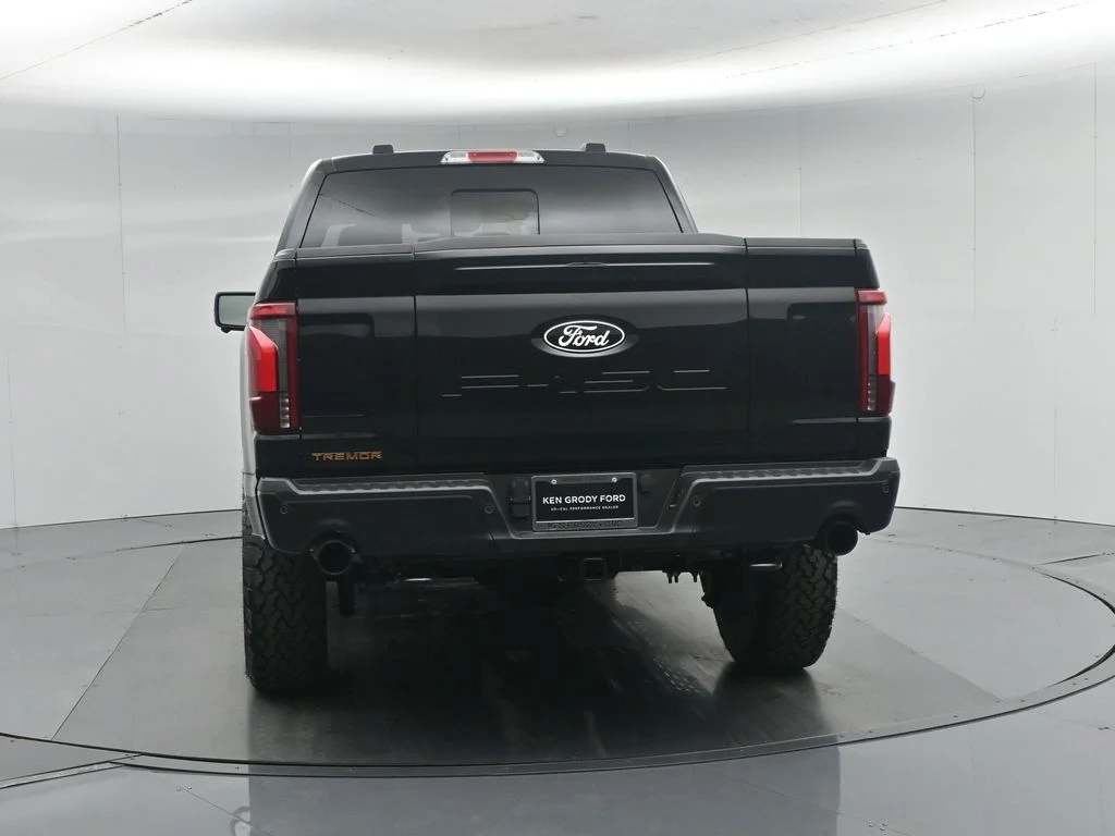 New 2026 Agate Black Metallic Ford Tremor image 34
