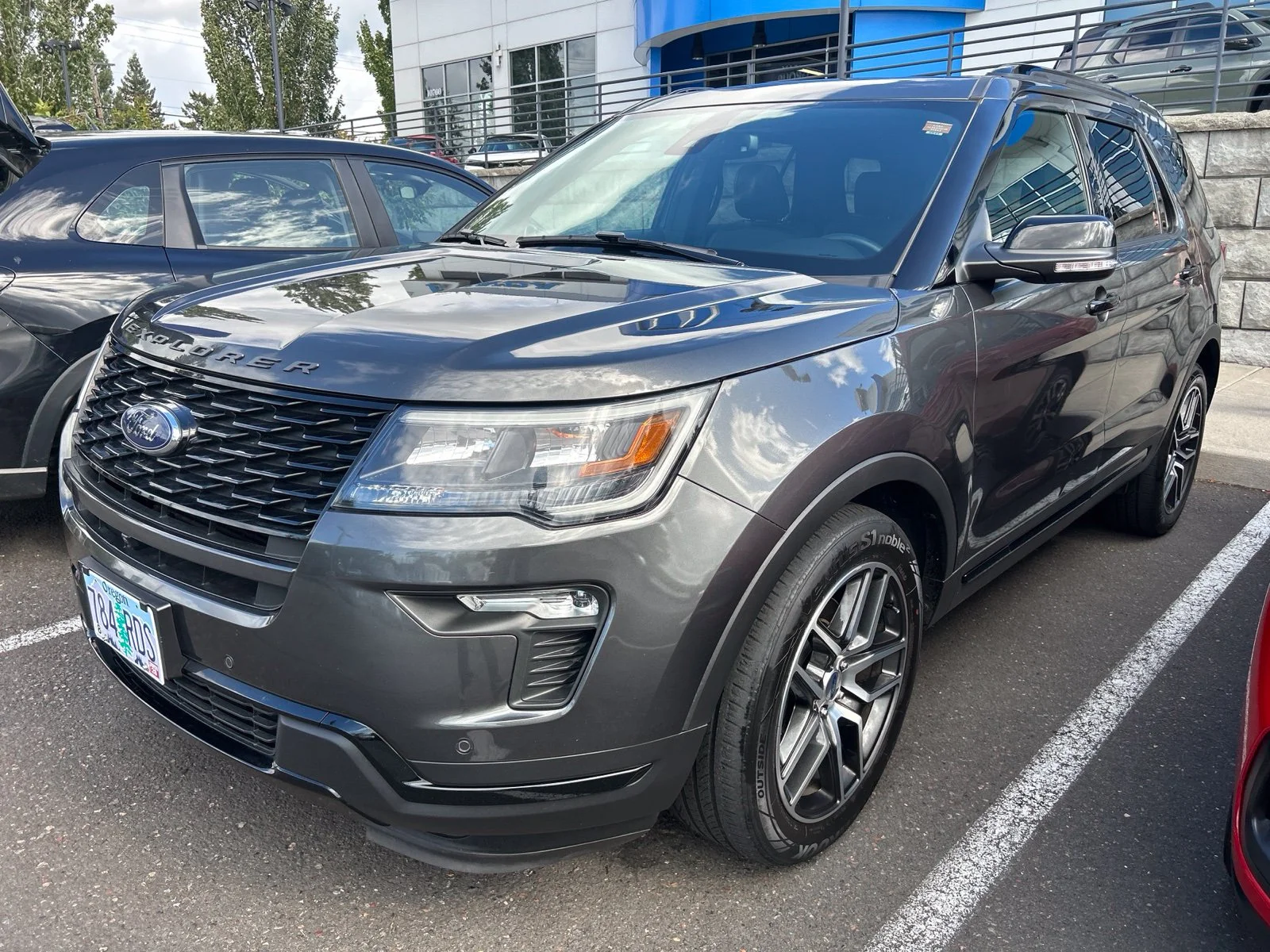 Used 2018 Magnetic Ford Sport image 1