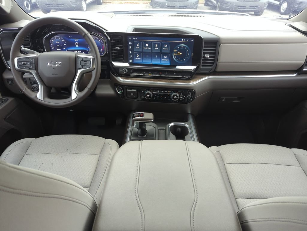 Used 2025 White Chevrolet RST image 14
