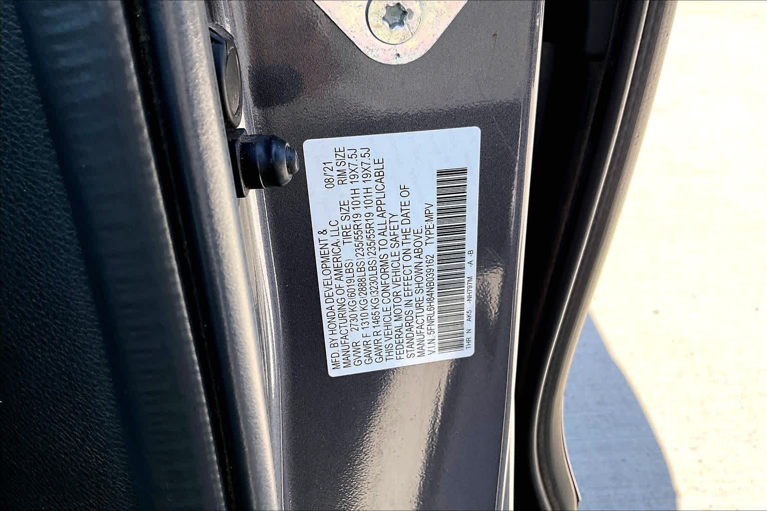 Used 2022 Modern Steel Metallic Honda Touring image 35