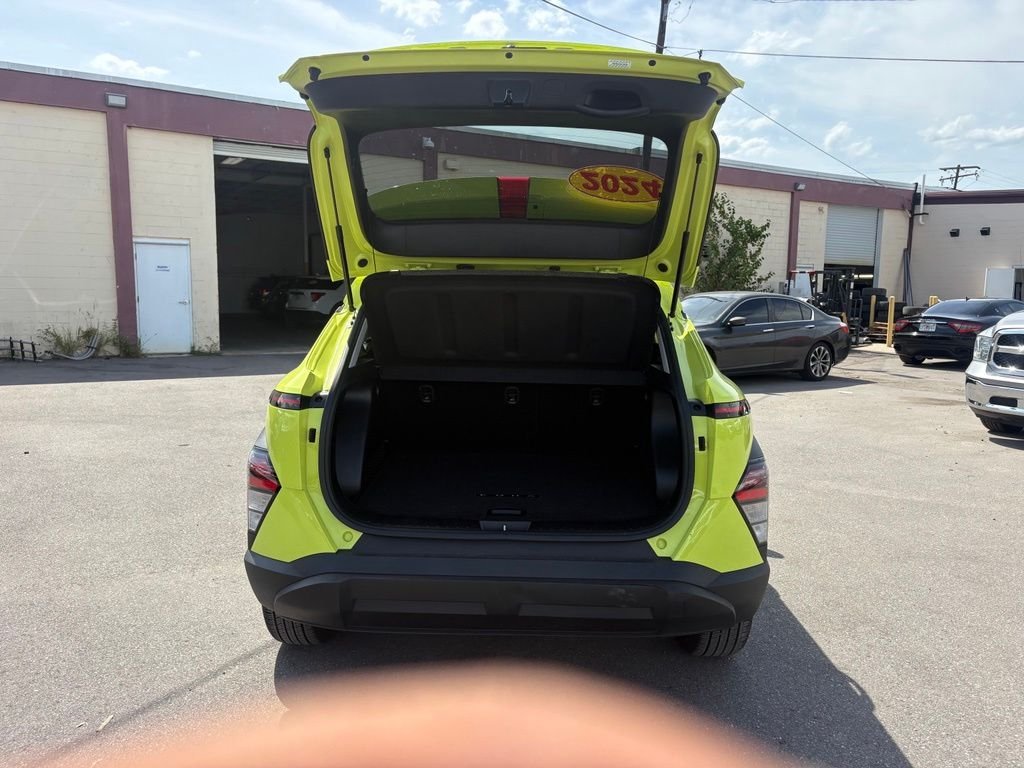 2024 Hyundai Kona SEL - Photo 12