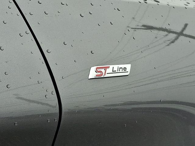 New 2026 Carbonized Gray Metallic Ford ST-Line image 40