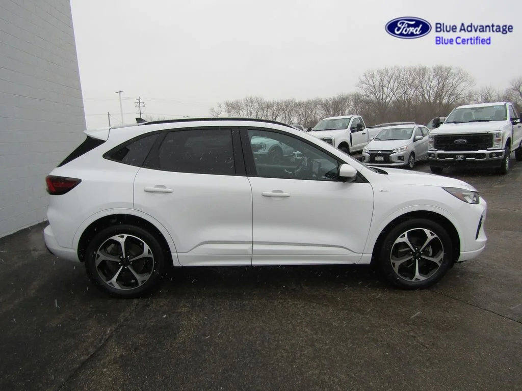 Certified Used 2023 Oxford White Ford ST-Line Select image 8