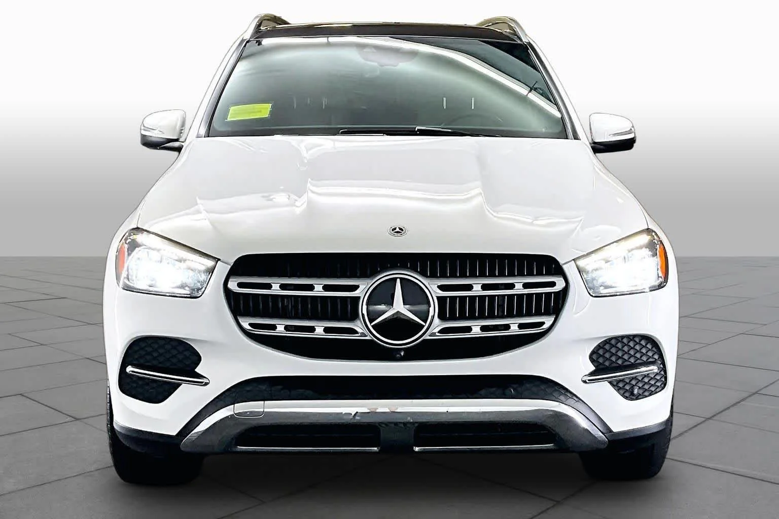 Used 2024 Polar White Mercedes-Benz GLE 350 image 4