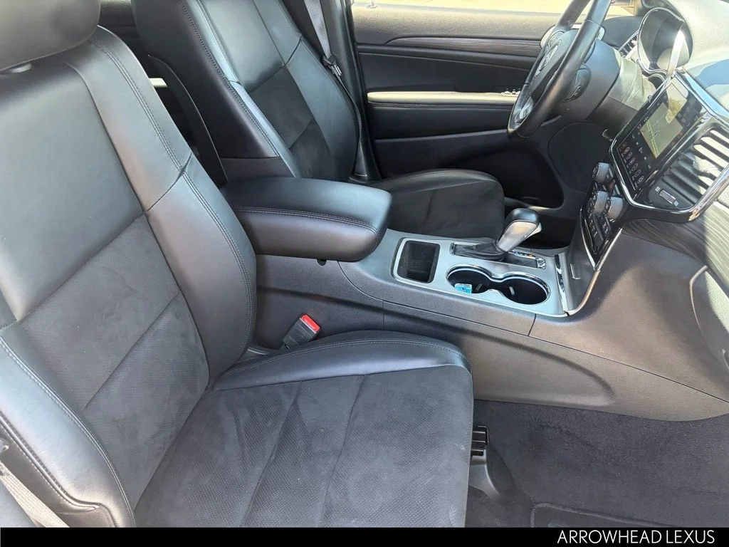 Used 2022 White Jeep Laredo X image 29