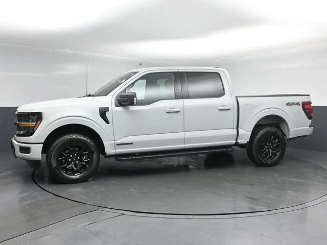Certified Used 2024 Avalanche Ford XLT image 4