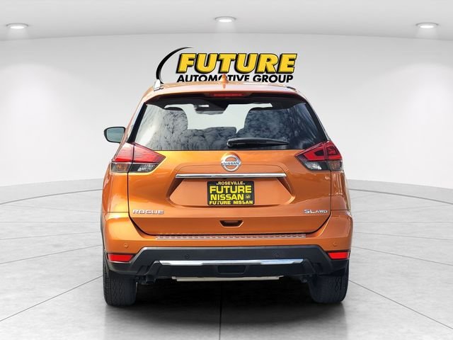 Used 2020 Orange Nissan SL image 8
