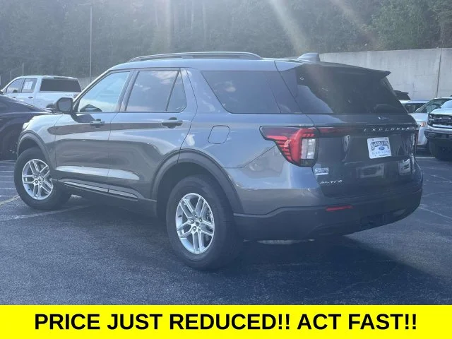 Used 2026 Gray Ford Active image 6
