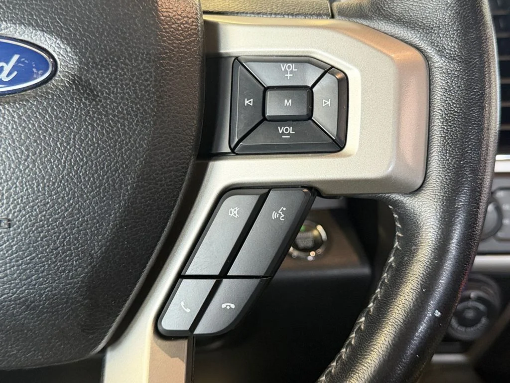 Used 2018 Red Ford Lariat image 32