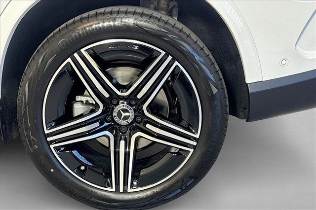New 2026 Polar White Mercedes-Benz GLC 300 image 59