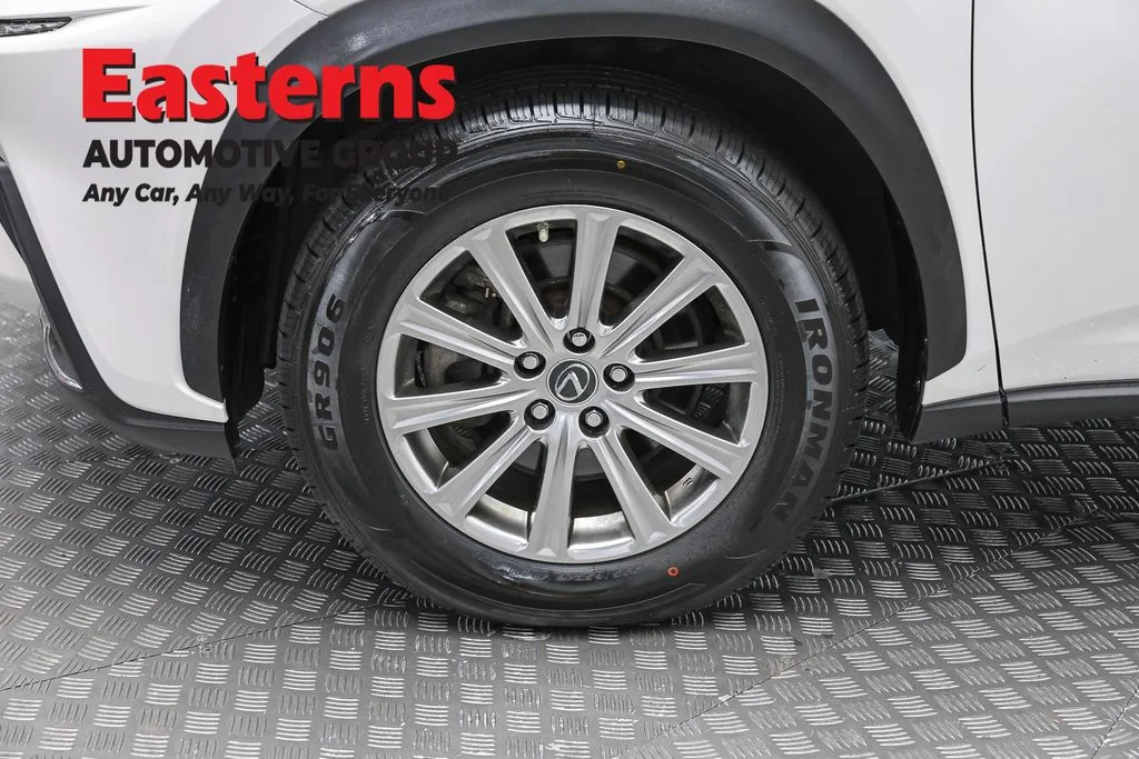 Used 2020 White Lexus 300 Base image 32