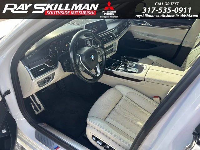 Used 2016 White BMW 750i xDrive image 11