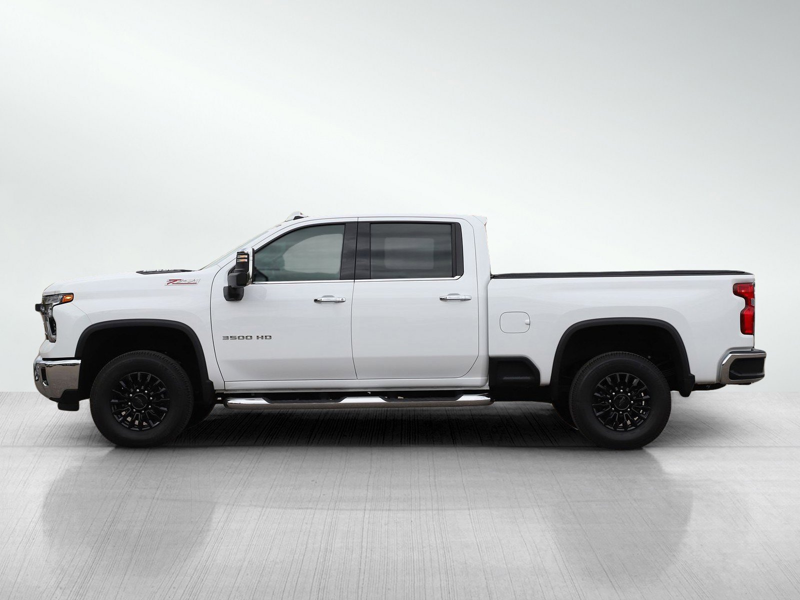 Used 2024 Chevrolet Silverado 3500HD LTZ with VIN 2GC4YUE7XR1151422 for sale in White Bear Lake, Minnesota