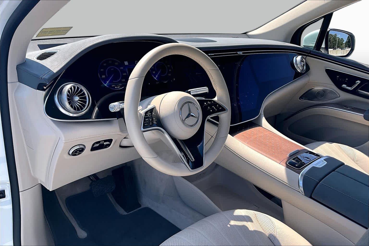 Used 2023 Polar White Mercedes-Benz EQS 580 image 17