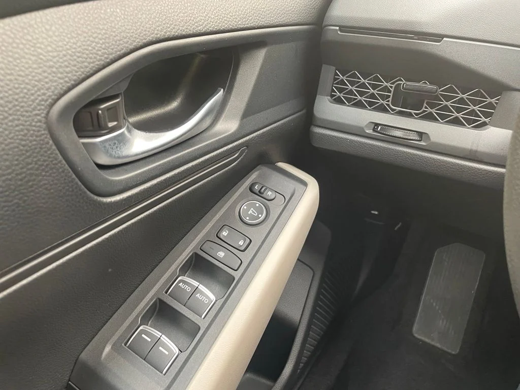 Certified Used 2023 Meteorite Gray Metallic Honda LX image 11