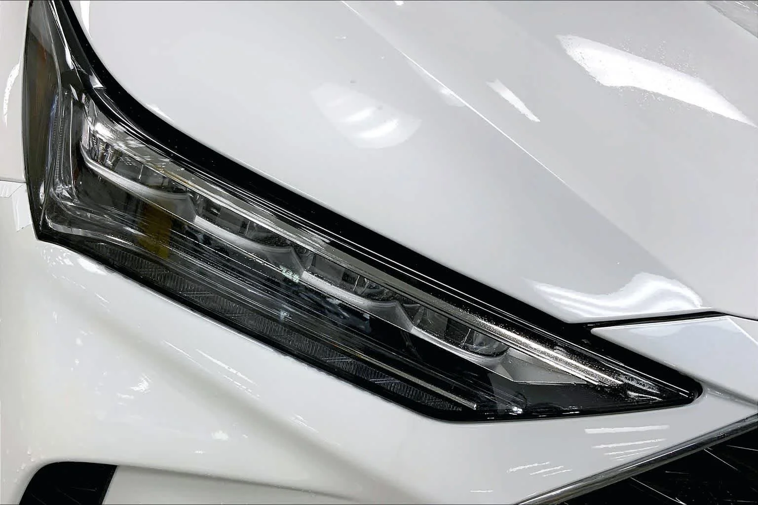 New 2026 Platinum White Pearl Acura With Technology Package image 17