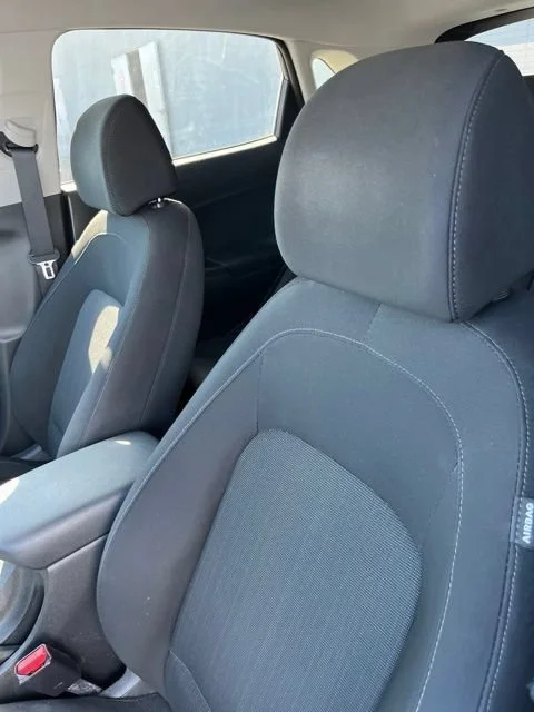 Used 2022 Ultra Black Hyundai SEL image 5