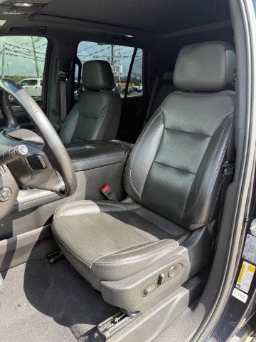 Used 2021 Midnight Blue Metallic Chevrolet Z71 image 12
