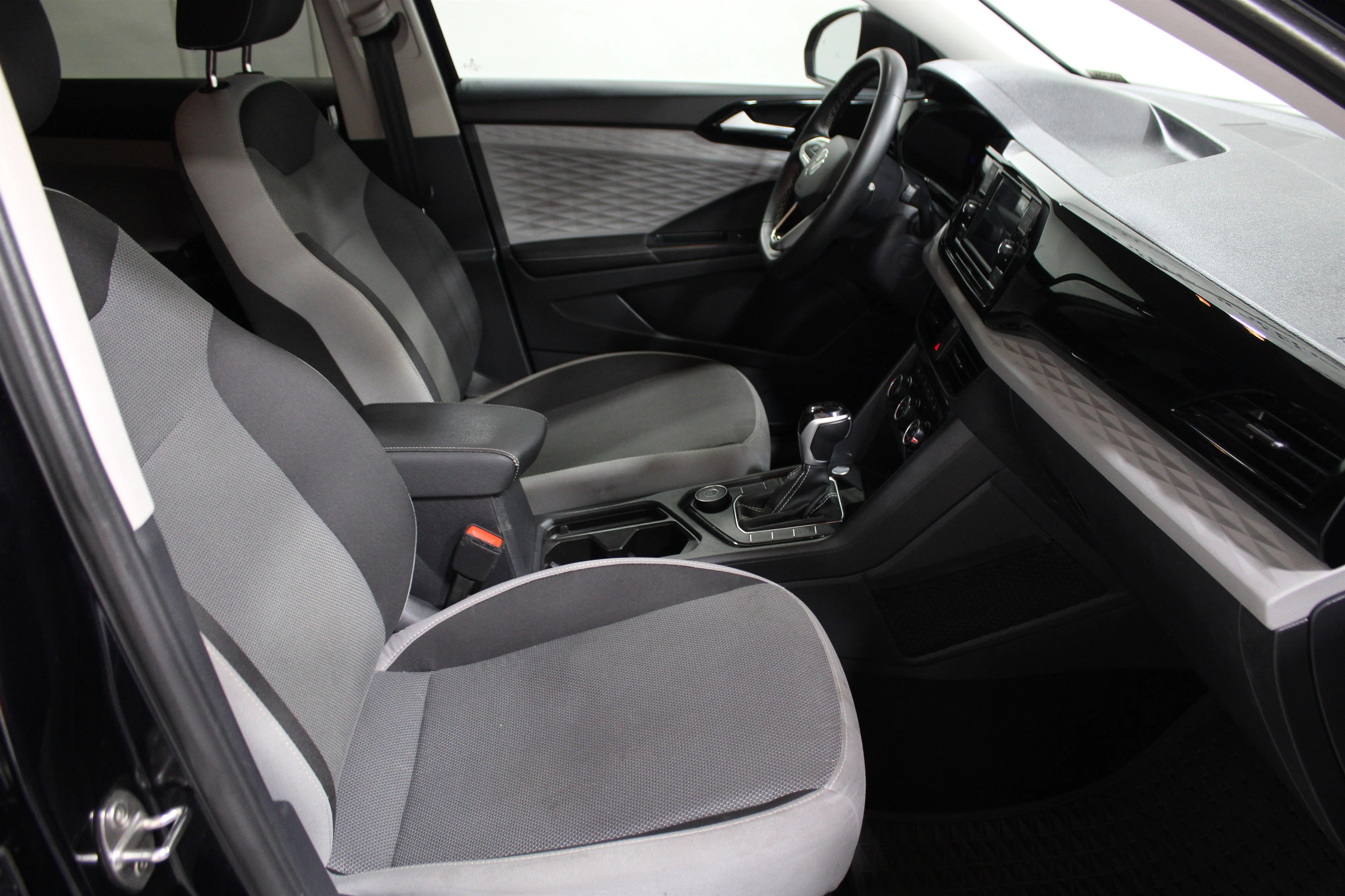 Used 2024 Deep Black Pearl Volkswagen S image 24