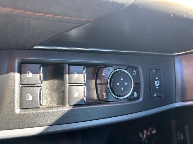 Used 2024 Brown Ford Lariat image 38