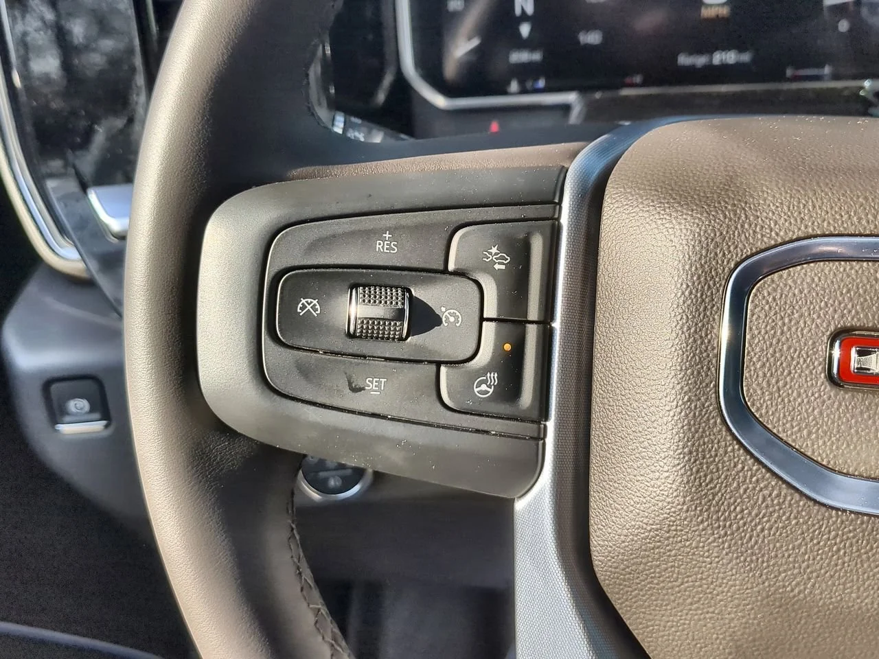 New 2026 Summit White GMC SLT image 36