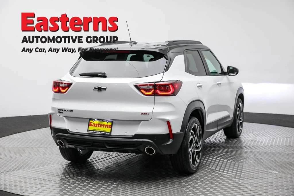 Used 2024 White Chevrolet RS image 5