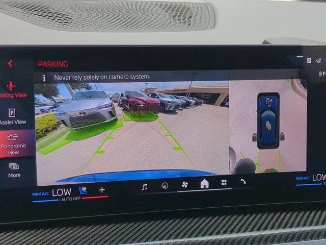 Used 2026 Blue BMW M60i image 19