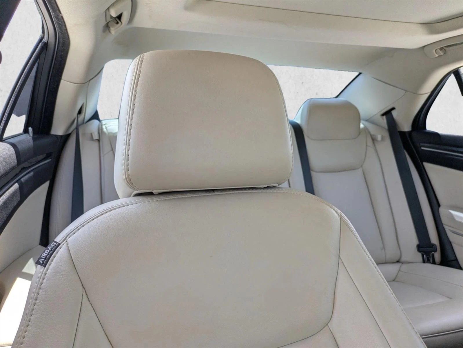 Used 2018 Velvet Red Pearlcoat Chrysler Touring L image 14